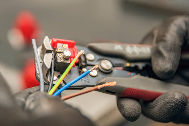 Best Local Electrician Companies  in Vineyard Haven, MA
